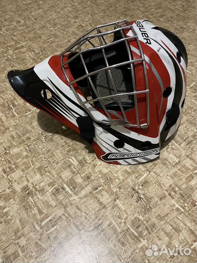 Хоккейный шлем вратаря