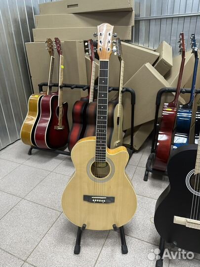 Электроакустическая гитара Elitaro 40