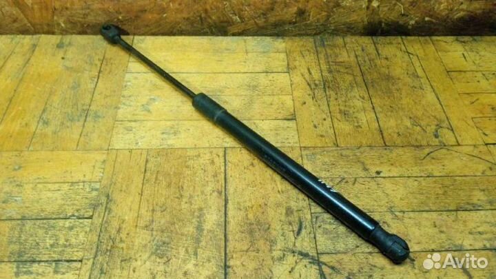 Амортизатор капота Renault Megane 3