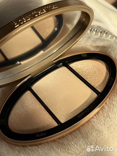 Too faced хайлайтер