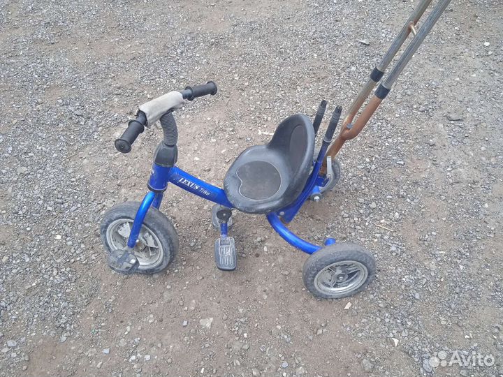 Детский трехколесный велосипед бу