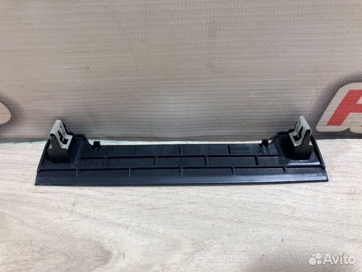 Обшивка крышки багажника Changan Uni-V хэтчбек