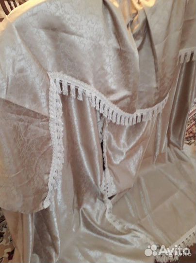 Шторы на двери