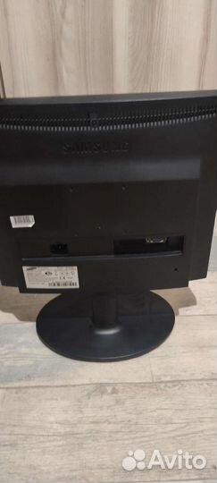 Монитор samsung