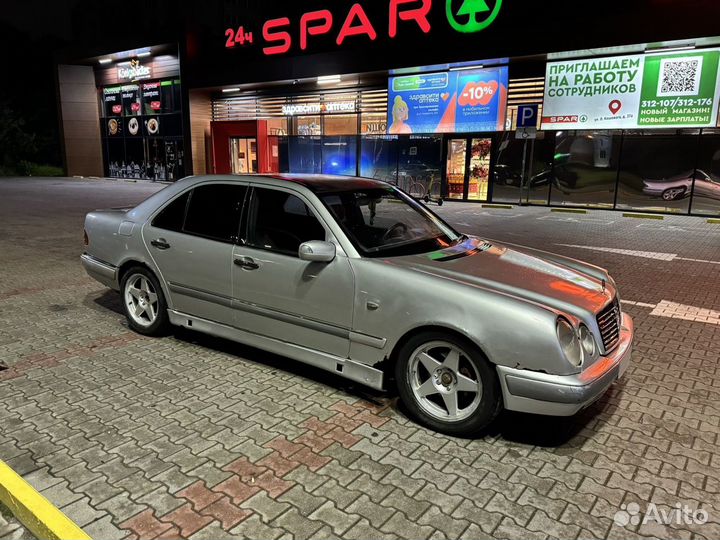 Mercedes-Benz E-класс 2.2 AT, 1998, 250 000 км