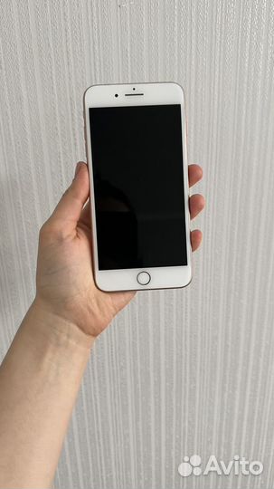 iPhone 8 Plus, 64 ГБ