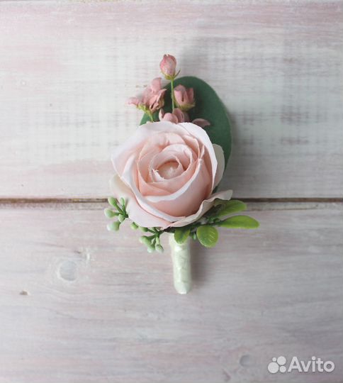 Бутоньерка для жениха/Свадебные аксессуары