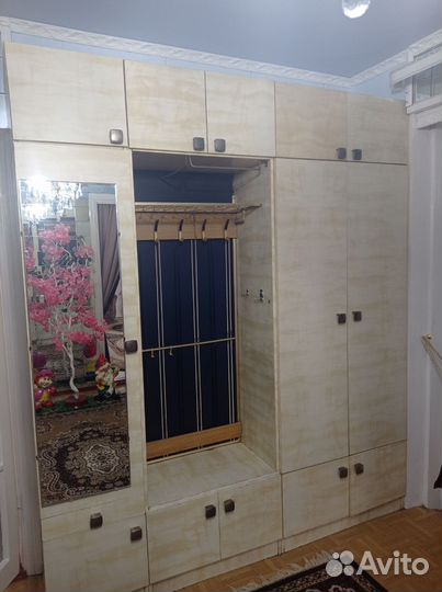 Прихожая б/у