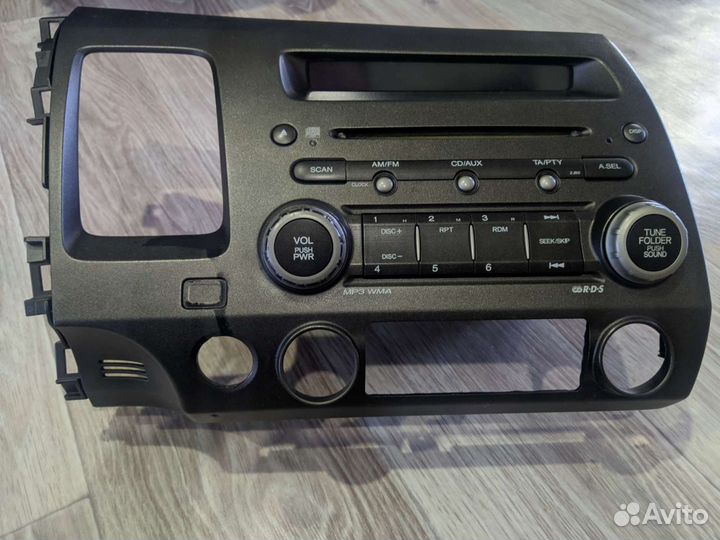 Штатная магнитола Honda Civic 4D (fd)