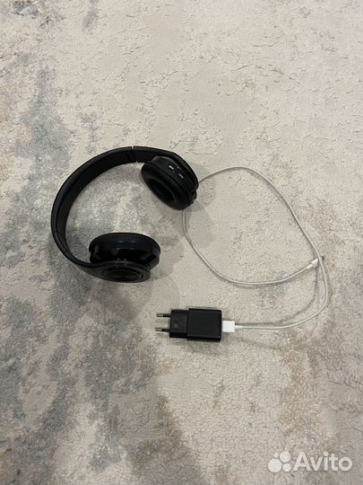 Беспроводные наушники