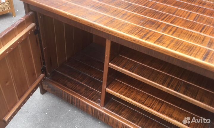 Тумбв тв Koda карельская береза