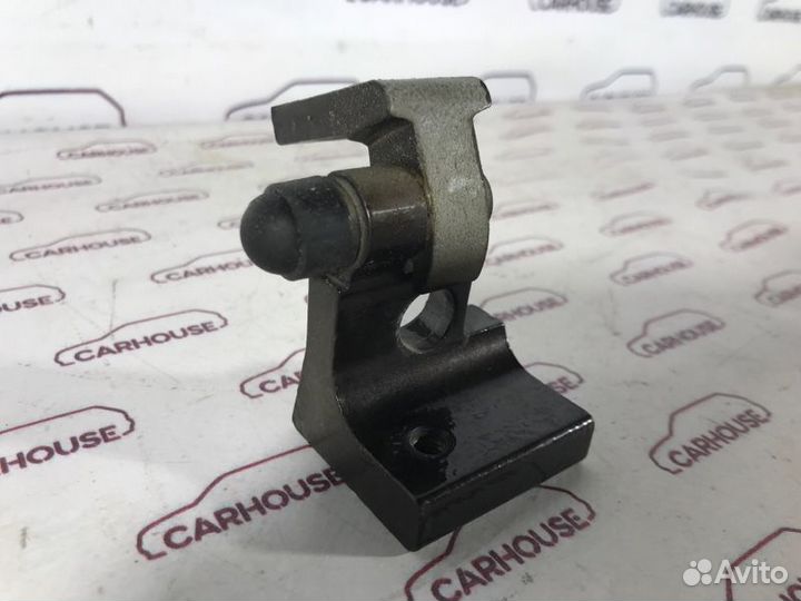 Петля двери задняя правая Audi Q7 4.2 BAR 2010