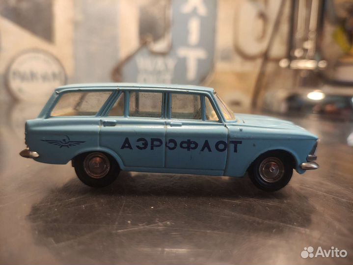 Модель автомобиля Москвич 426 Аэрофлот