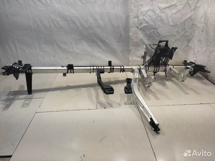 Скелет торпеды салона (Mercedes-Benz CLA-class)