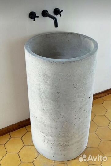 Раковина отдельно стоящая