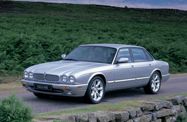 Jaguar XJR II (1994—2003) Седан