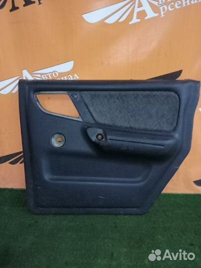 Обшивка боковой двери задняя правая Газ 31105 406