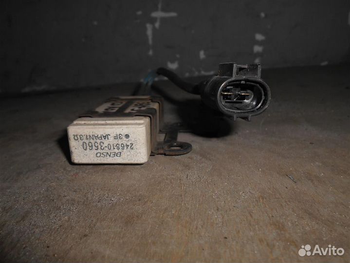 Блок управления вентилятором от Toyota Corolla Ve