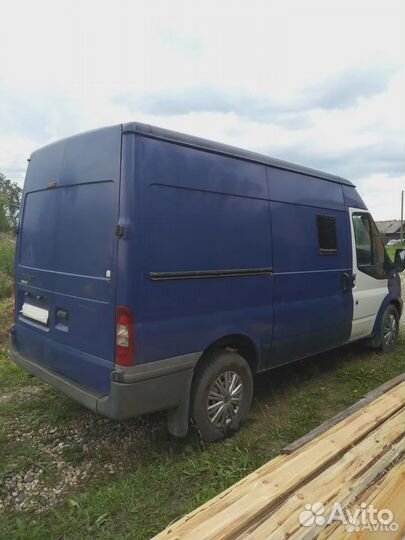 Ford Transit цельнометаллический, 2009