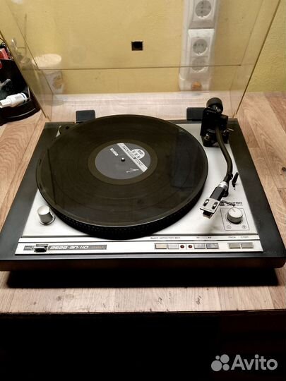 Проигрыватель винила Вега 110