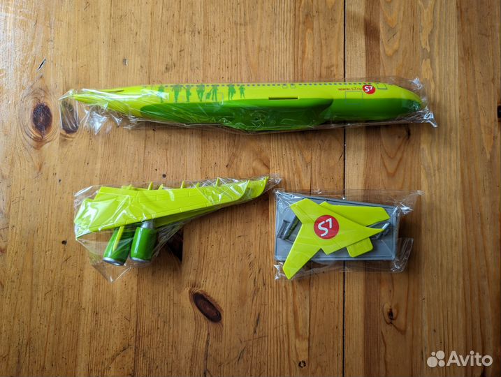 Коллекционный самолёт airbus A320 S7