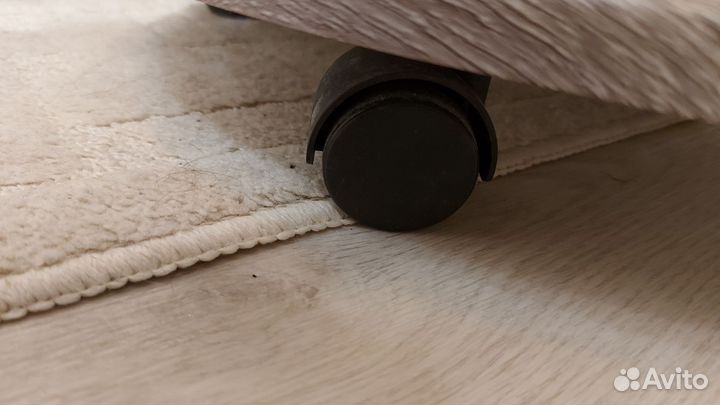 Этажерка для цветов Новая