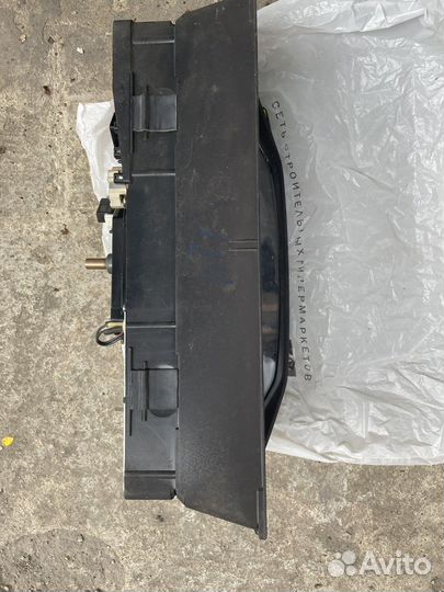 Mercedes W124 Панель приборов