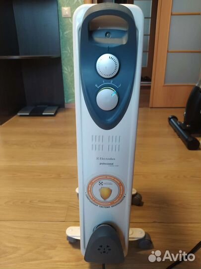 Масляный обогреватель Электролюкс