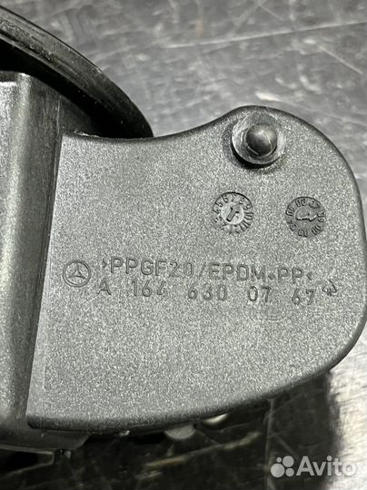 Лючок бензобака мерседес w164 ml550 4matic