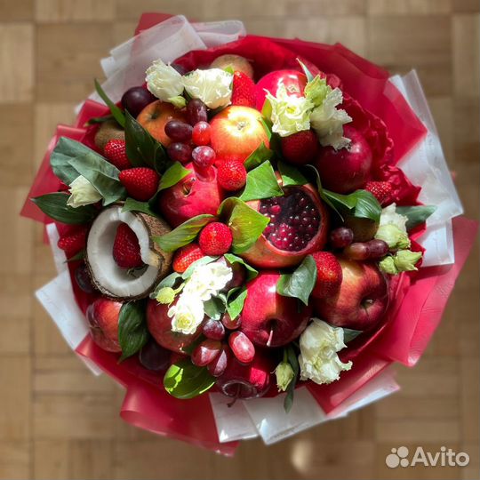 Букет из фруктов цветов