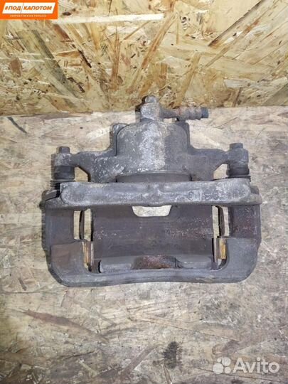 Суппорт тормозной передний правый Opel Astra J