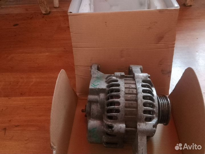 Генератор Рено Логан 1.4