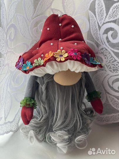 Кукла ручной работы