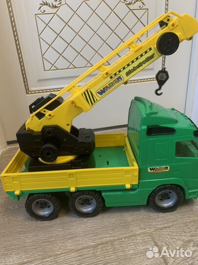 Игрушки машина большая