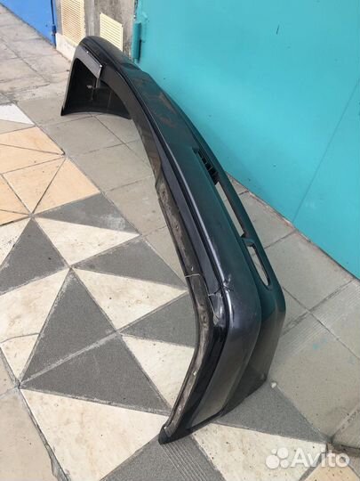 Продам передний бампер на Mercedes w210