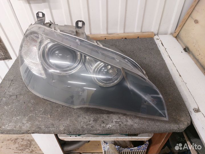 Фара правая BMW X5 E70 2007-09 адаптивная