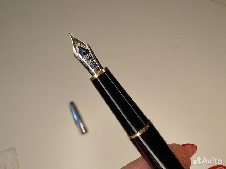 Montblanc перьевая ручка