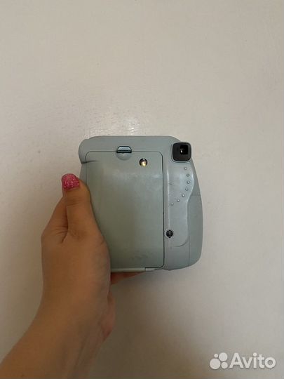 Фотоаппарат с мгновенной печатью instax mini 8