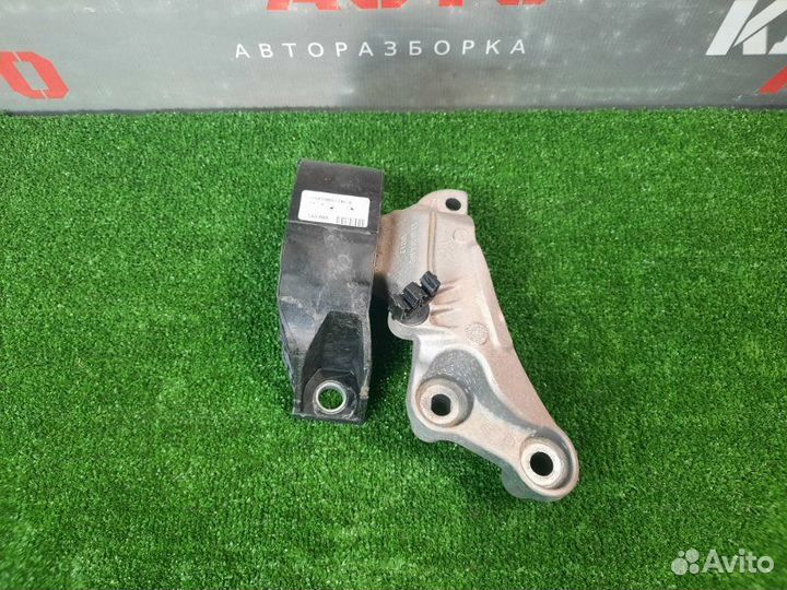 Опора двигателя (подушка двс) правая LADA X-Ray