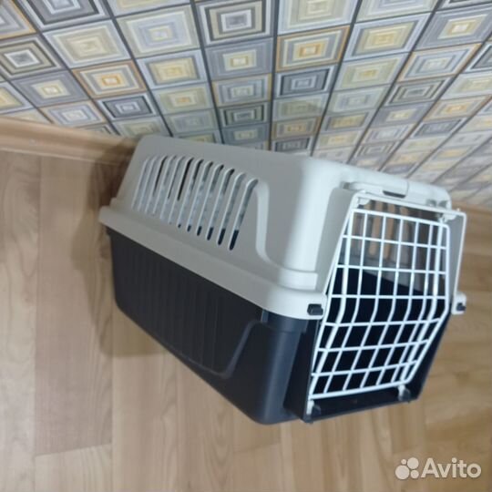 Переноска для животных пластиковая