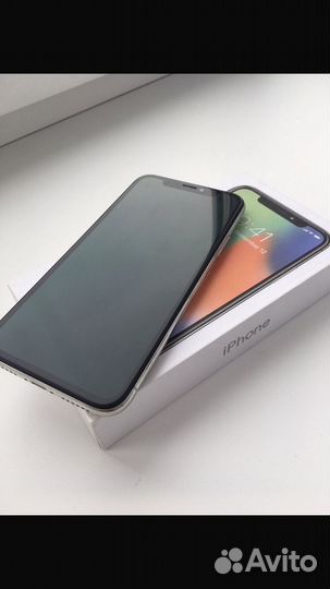 iPhone X, 256 ГБ