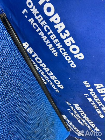 Бархотка двери Nissan Murano Z50 внедорожник