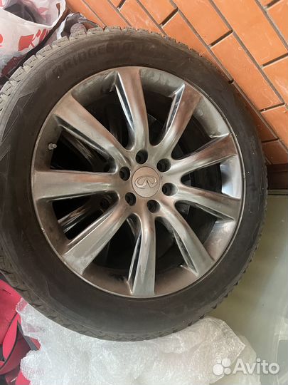 Комплект колес на Infinity QX80