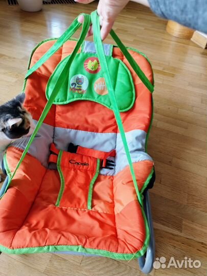 Шезлонг для новорожденных