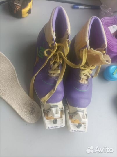 Лыжные ботинки с креплениями