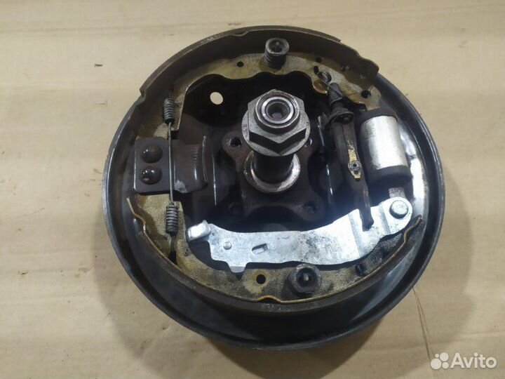 Ступица задняя левая Nissan Almera G15 K4M 2013