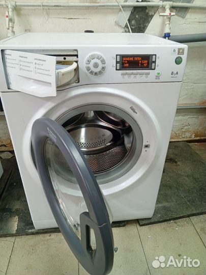 Продам стиральную машину Аристон на 8 кг