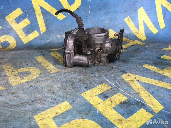 Дроссельная заслонка Audi A4 B5