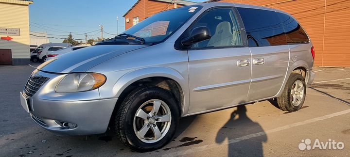 Chrysler Voyager 2.4 AT, 2001, 280 000 км