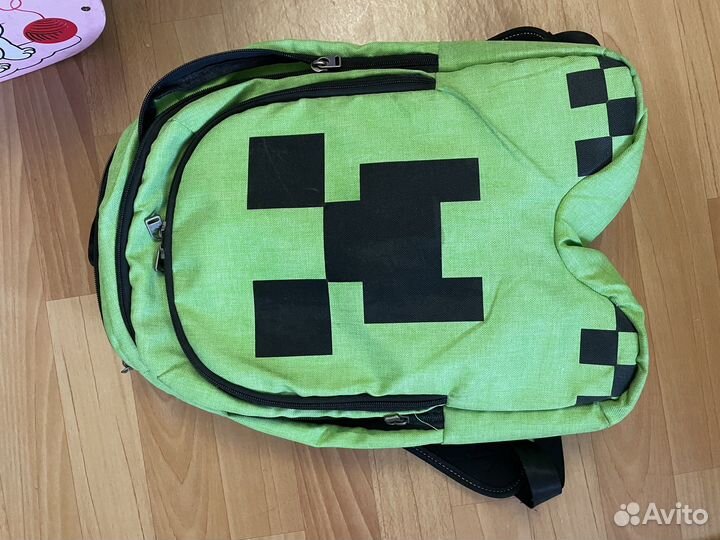 Школьный рюкзак